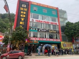Khách sạn Toàn Phát